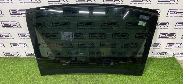 Стекло заднее Mercedes W212 2010г.