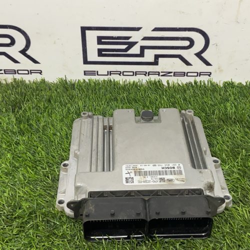 Блок управления двигателем Range Rover Velar L560