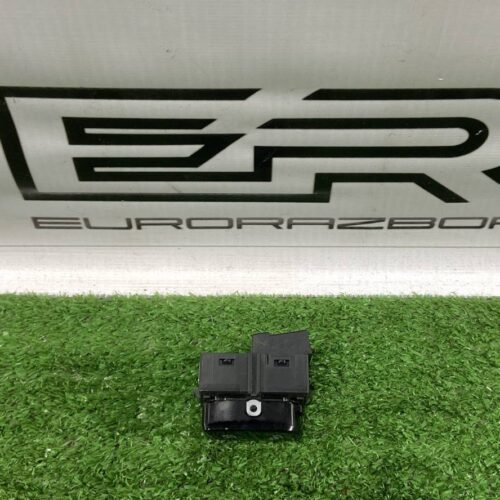 Кнопка центрального замка Volvo S90 XC90