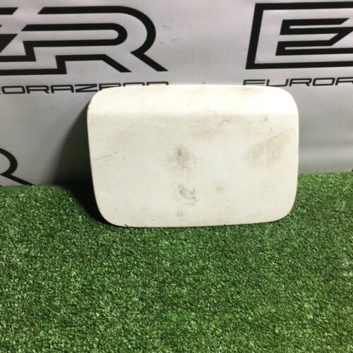 Лючок бензобака BMW 3 series E90