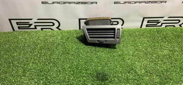 Дефлектор воздушный передний левый Bmw 7 E65