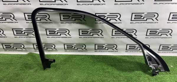 Обшивка рамки двери пластик Range Rover Vogue 4 L5