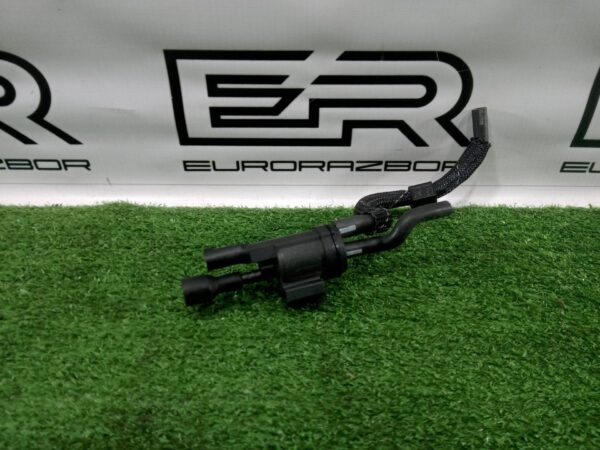 Клапан электромагнитный Mercedes W212