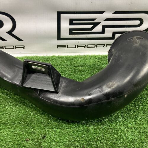 Патрубок воздушного фильтра Range Rover Sport L494