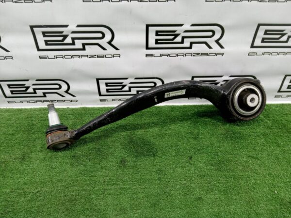 Передний правый рычаг Range Rover Sport 2 L494