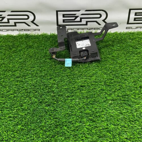 Датчик слепых зон правый Hyundai Santa Fe TM