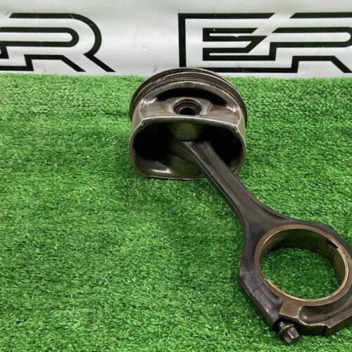 Поршень Mercedes W212 M272 3.5