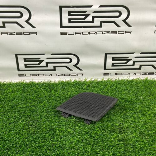 Сетка на динамик в торпедо Hyundai Santa Fe TM