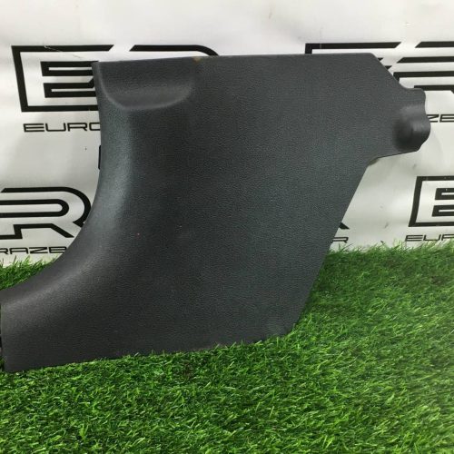 Обшивка стойки Kia Stinger 1 CK