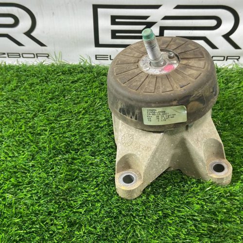 Подушка двигателя правая Kia Stinger