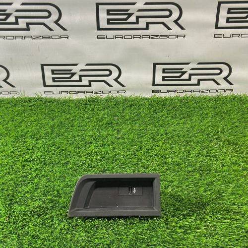 Разъем AUX / USB BMW F36/F30/F32