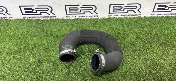 Патрубок интеркулера Range Rover L405