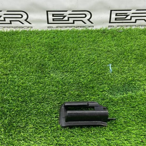 Крышка петли сиденья Mercedes GLC C253