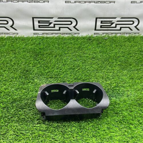 Подстаканник центральной консоли Mercedes GLC C253