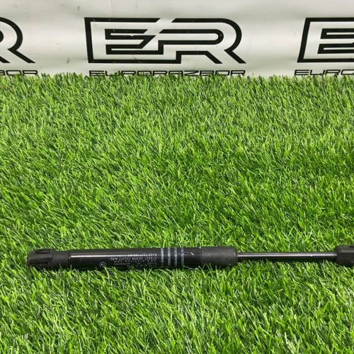 Амортизатор капота BMW 5 G30 /G31