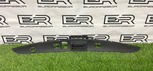 Накладка крышки багажника Mercedes CLS W218 рест