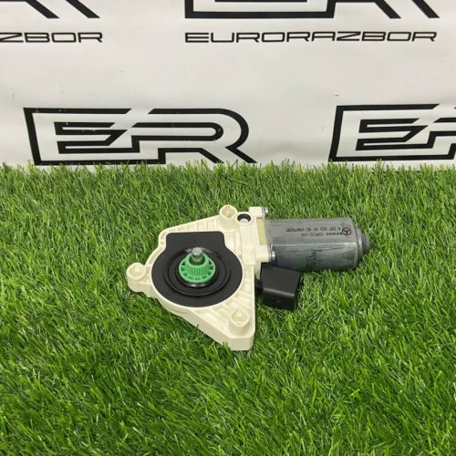 Моторчик стеклоподъёмника Mercedes CLS W218 рест