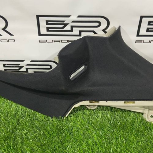 Обшивка стойки задняя правая Mercedes CLS W218