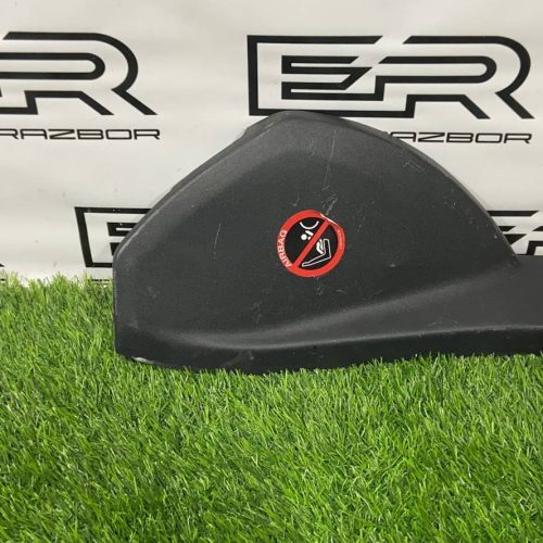 Крышка торпеды боковая Mercedes CLS W218