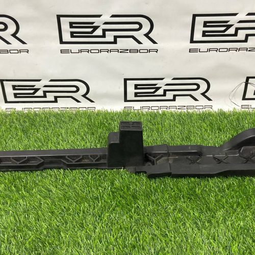 Направляющая пола багажника Volvo XC60