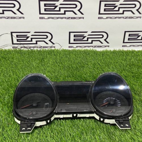 Щиток приборов Ford Mustang 6 рест