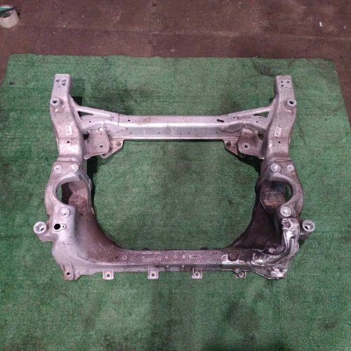 Передний подрамник для Mercedes GLC X253