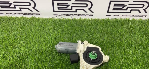 Моторчик стеклоподъёмника Mercedes CLS W218 рест