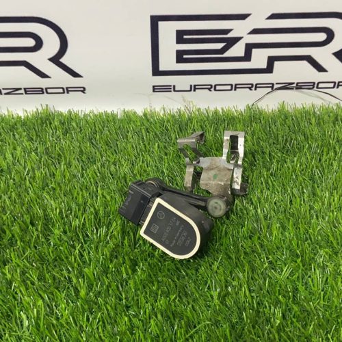 Датчик положения кузова Mercedes GLS X166