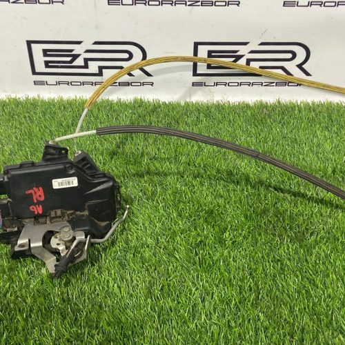 Замок двери задней левой Audi A6 C5 (1997 2001)