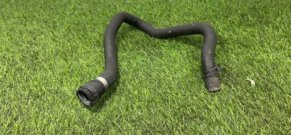 Патрубок Mercedes CLS C218 AMG GT