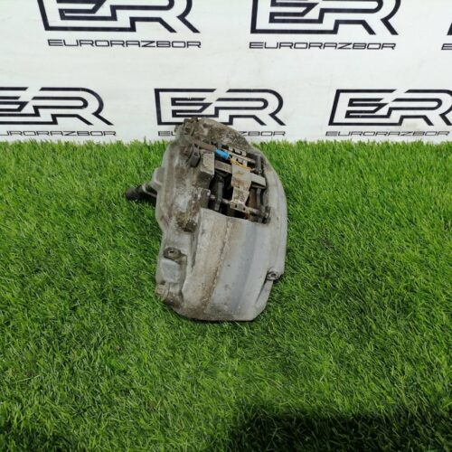 Суппорт тормозной передний правый Mercedes Benz E