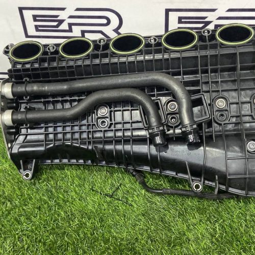 Коллектор впускной BMW 5 G30/G31