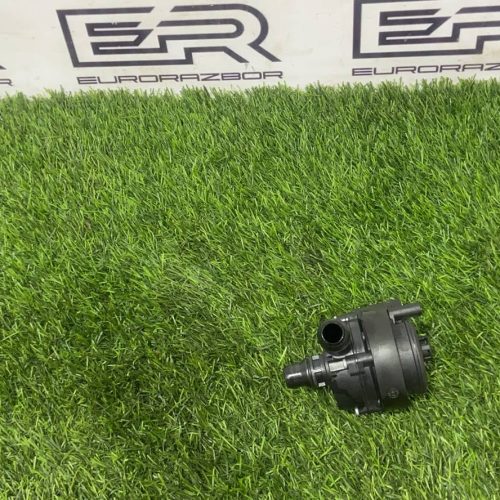 Насос антифриза дополнительный BMW 5 G30/G31