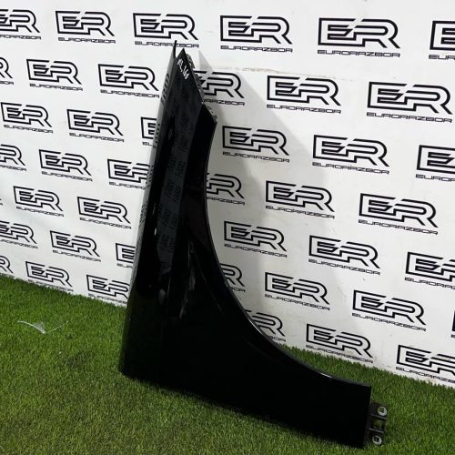 Крыло переднее правое Mercedes Benz M Класс W166