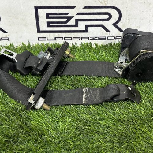 Ремень безопасности VW Golf