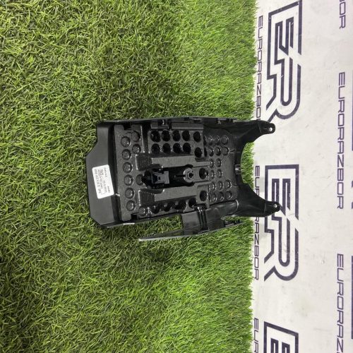 Кожух рулевой колонки Audi Q8 4M