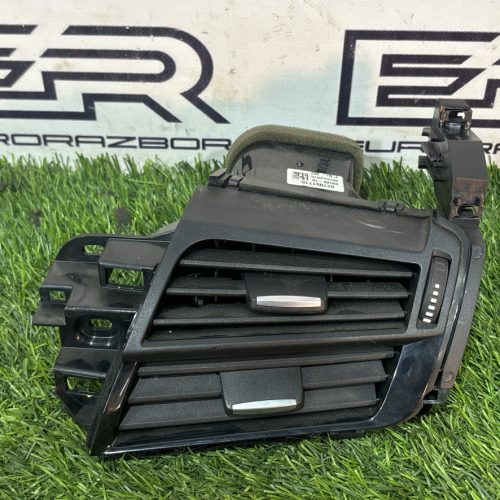 Воздуховод в торпедо BMW X5 М F85