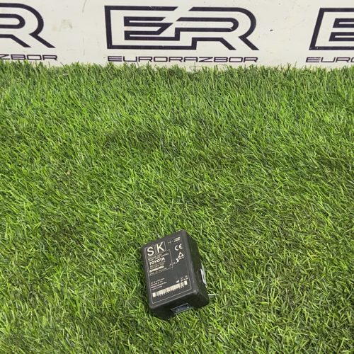 Блок управления центральным замком для Toyota Hilux 8 Рест