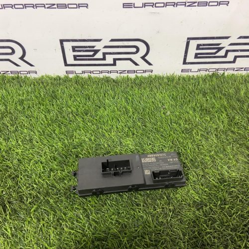 Блок управления крышкой багажника Audi Q8 4M