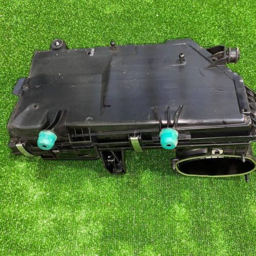 Корпус воздушногo фильтра Mercedes Benz E W213