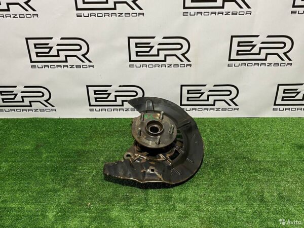 Кулак передний левый Lexus RX 4 (2015 2019)