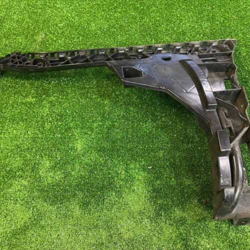 Кронштейн крепления бампера заднего правый