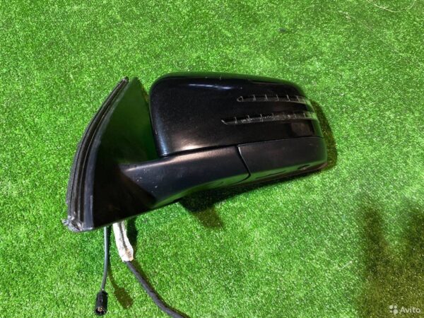 Зеркало левое Mercedes W166 A1668102101