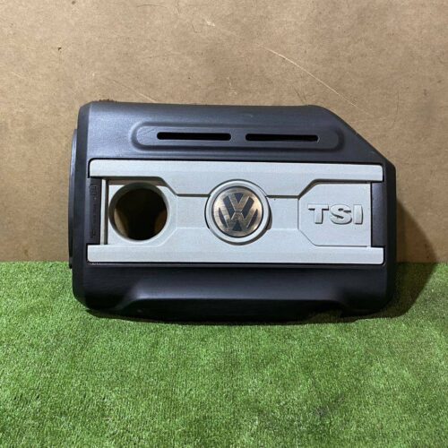 Декоративная крышка двигателя Volkswagen Passat B7