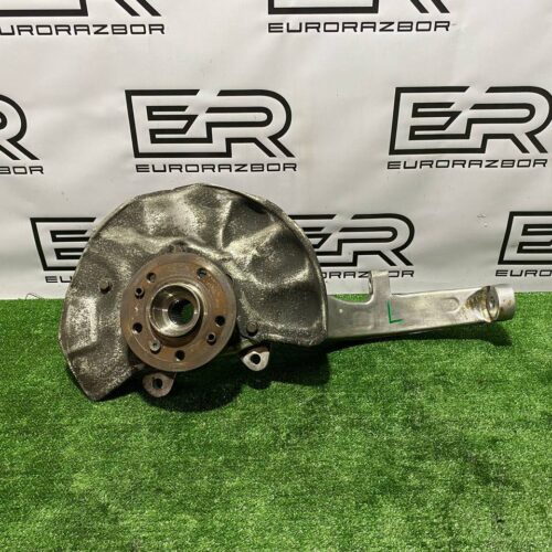 Кулак передний правый Mercedes Benz GLE W166