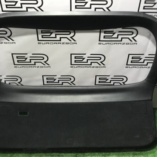 Обшивка крышки багажника Lexus RX 4 (2015 2019)