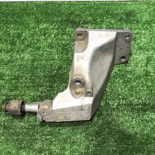 Кронштейн двигателя Skoda Octavia 3 (2013 2017)