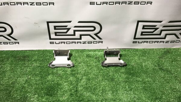 Петля крышки багажника Lexus RX 4 (2015 2019)