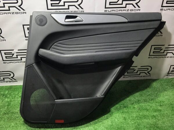 Обшивка двери задней правой Mercedes Benz GLE W166