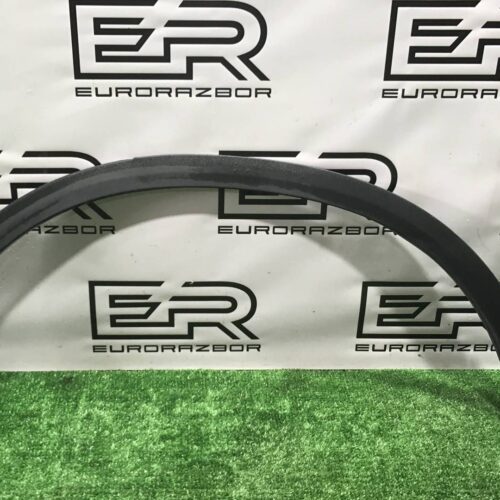 Накладка колесной арки задний левый Mercedes Benz